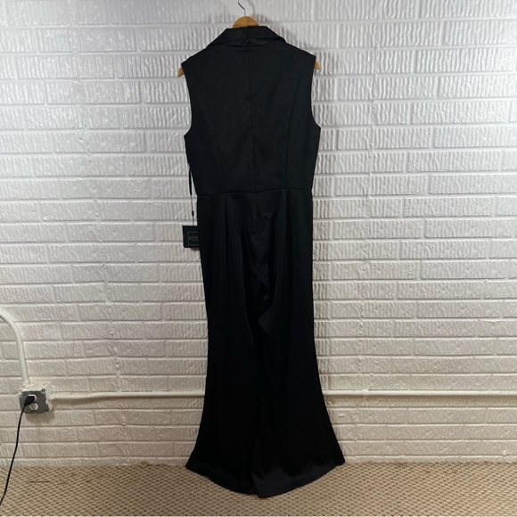 Mac Duggal Womens 26603 Black Satin Faux Tuxedo Flared Leg Jumpsuit NWT Size 10 - Picture 6 of 10